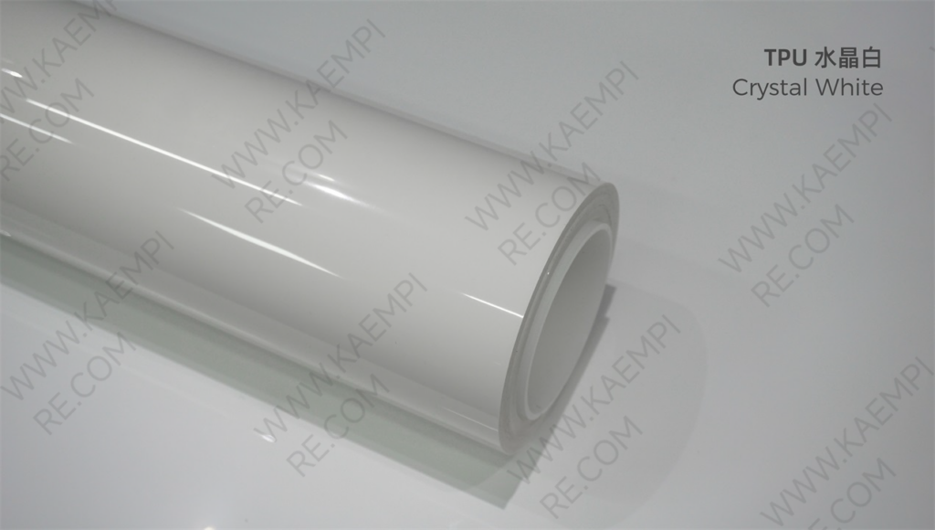 001 水晶白 — Кристально-белый